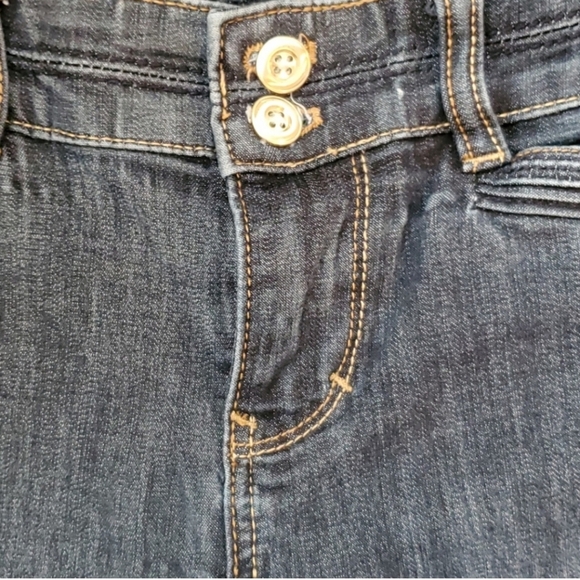 WHBM Jeans (Juniors) - Picture 3 of 11